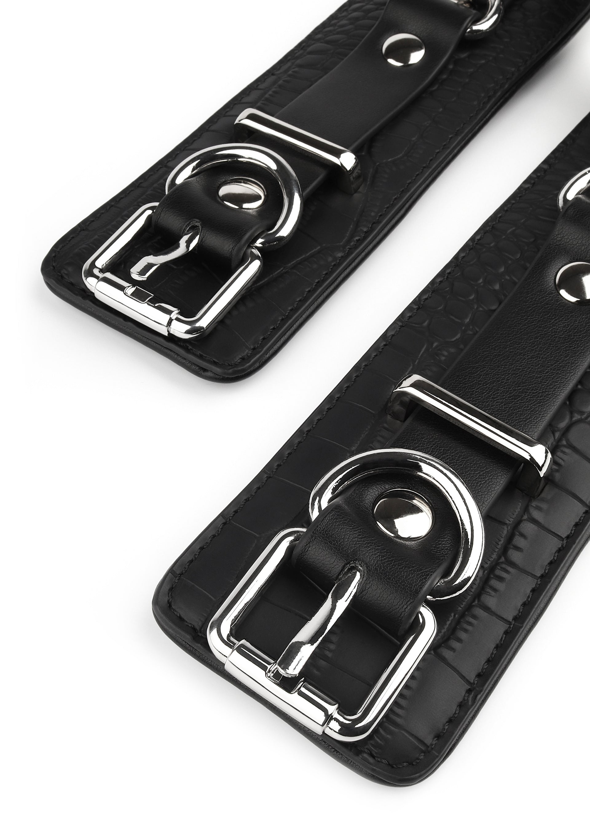 Accessoire BDSM Avanza Croc-Embossed Wrist Cuffs