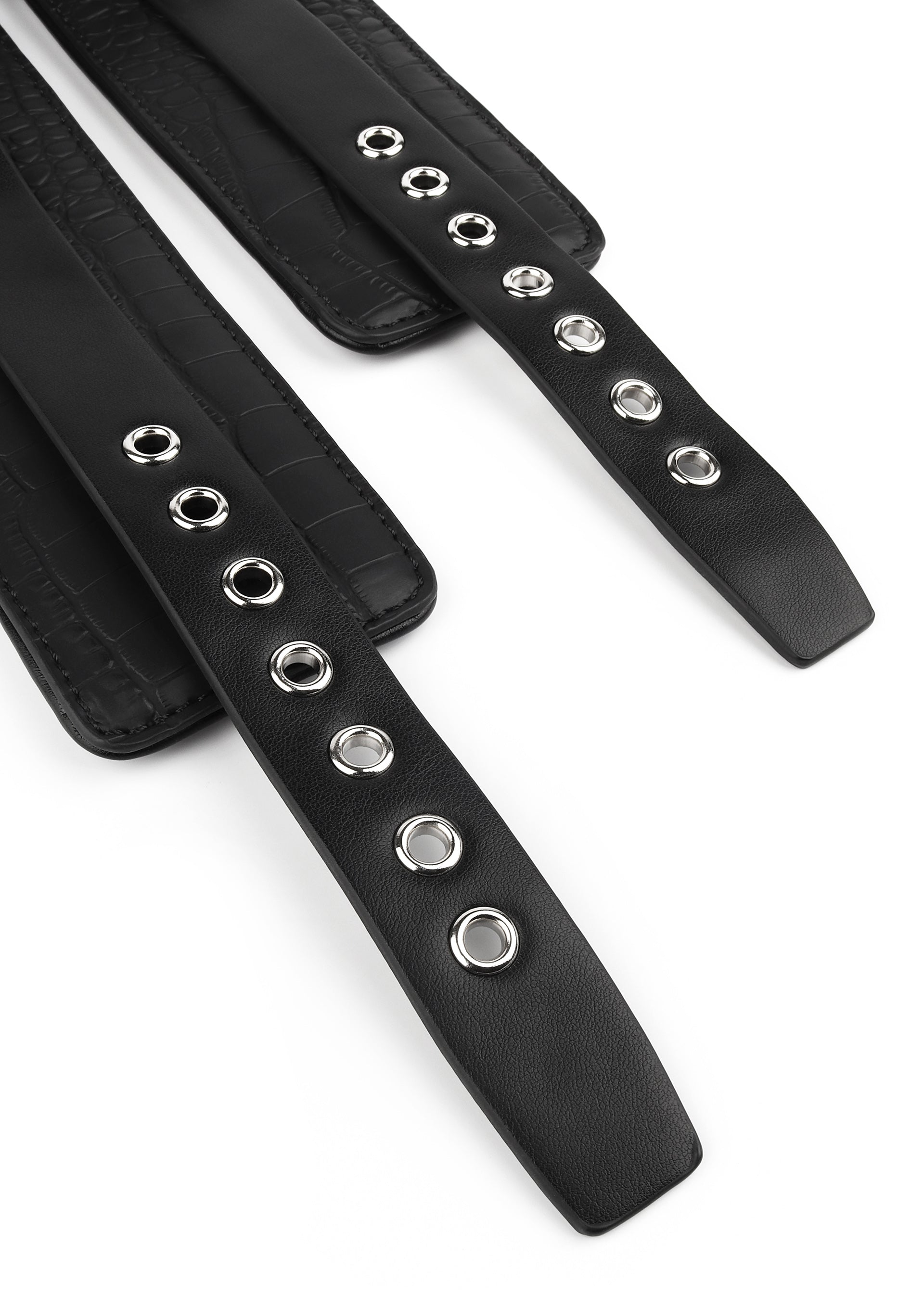 Accessoire BDSM Avanza Croc-Embossed Wrist Cuffs