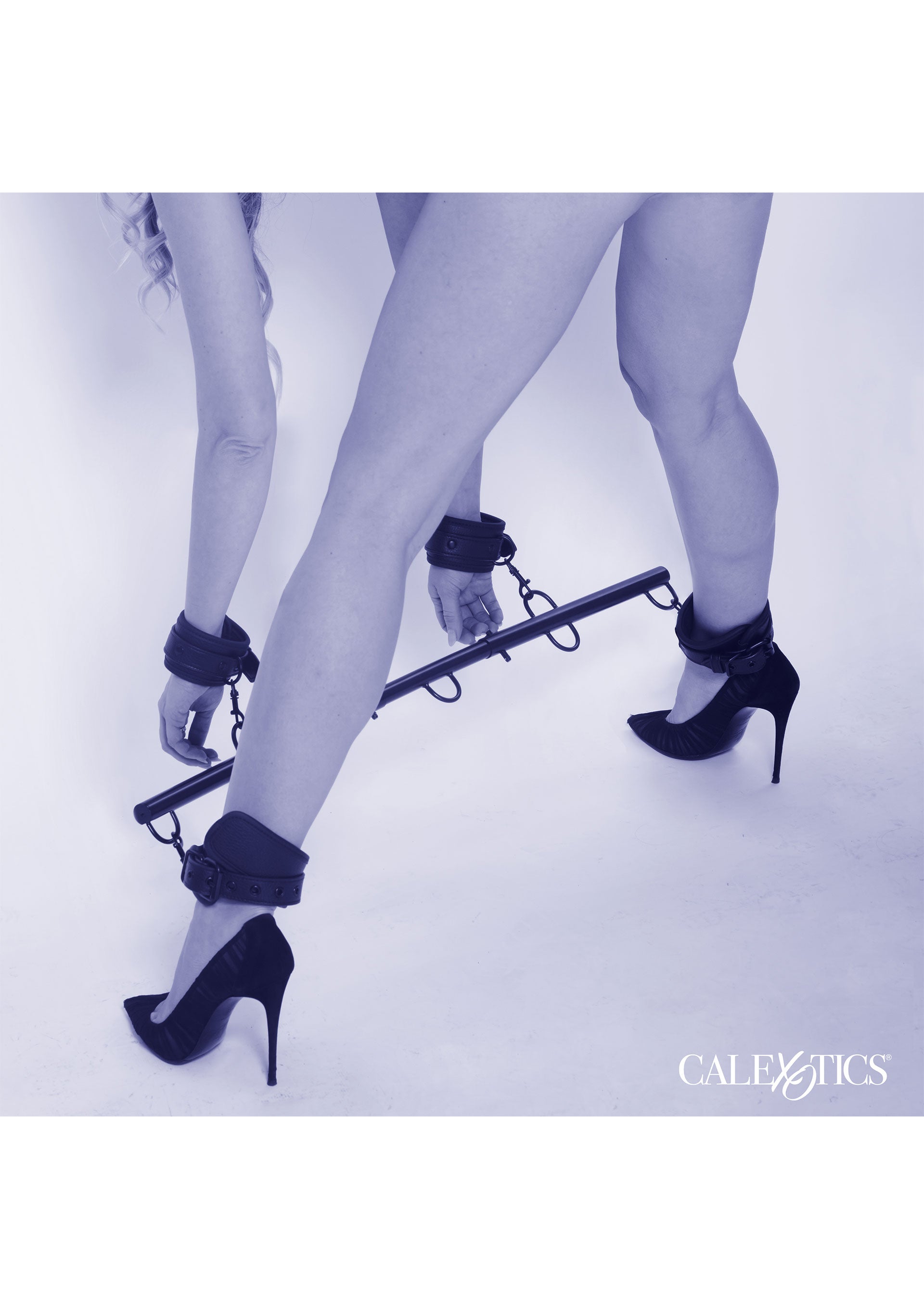 Accessoire BDSM CalExotics Spreader Bar with Cuffs