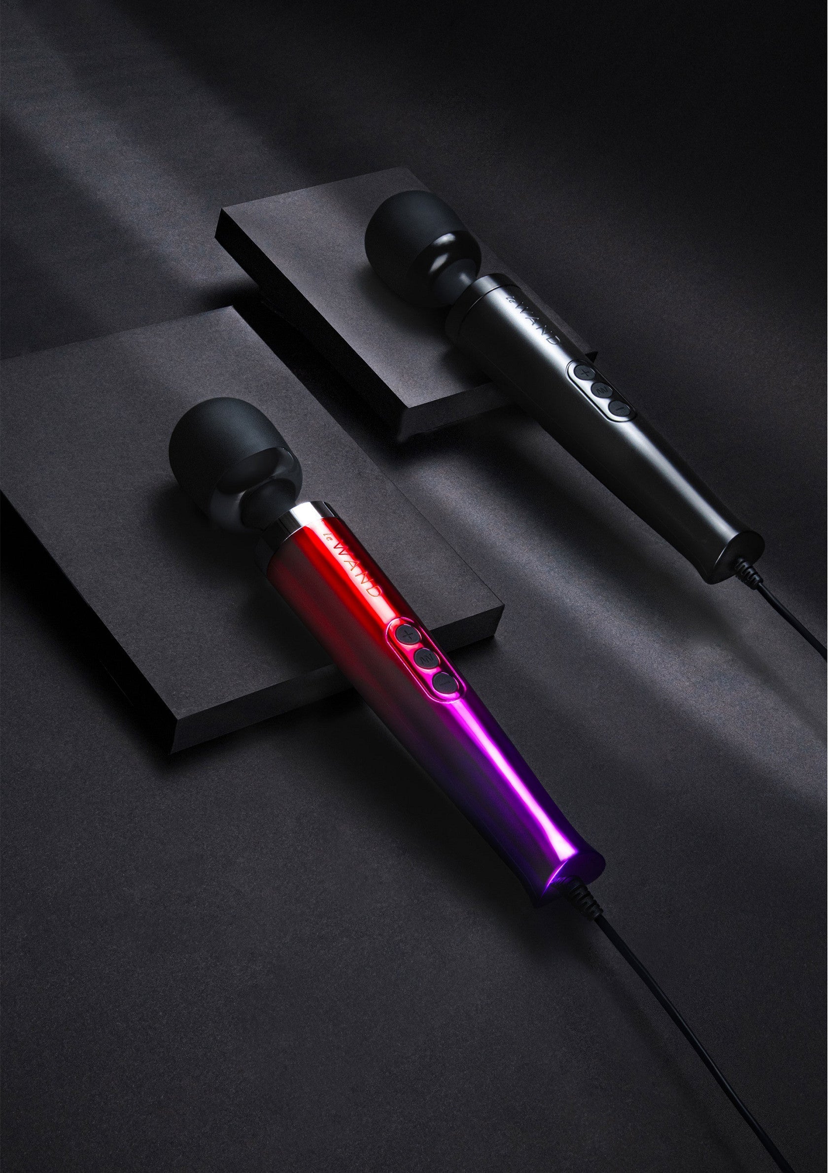 Masseur Le Wand DieCast Plug-In