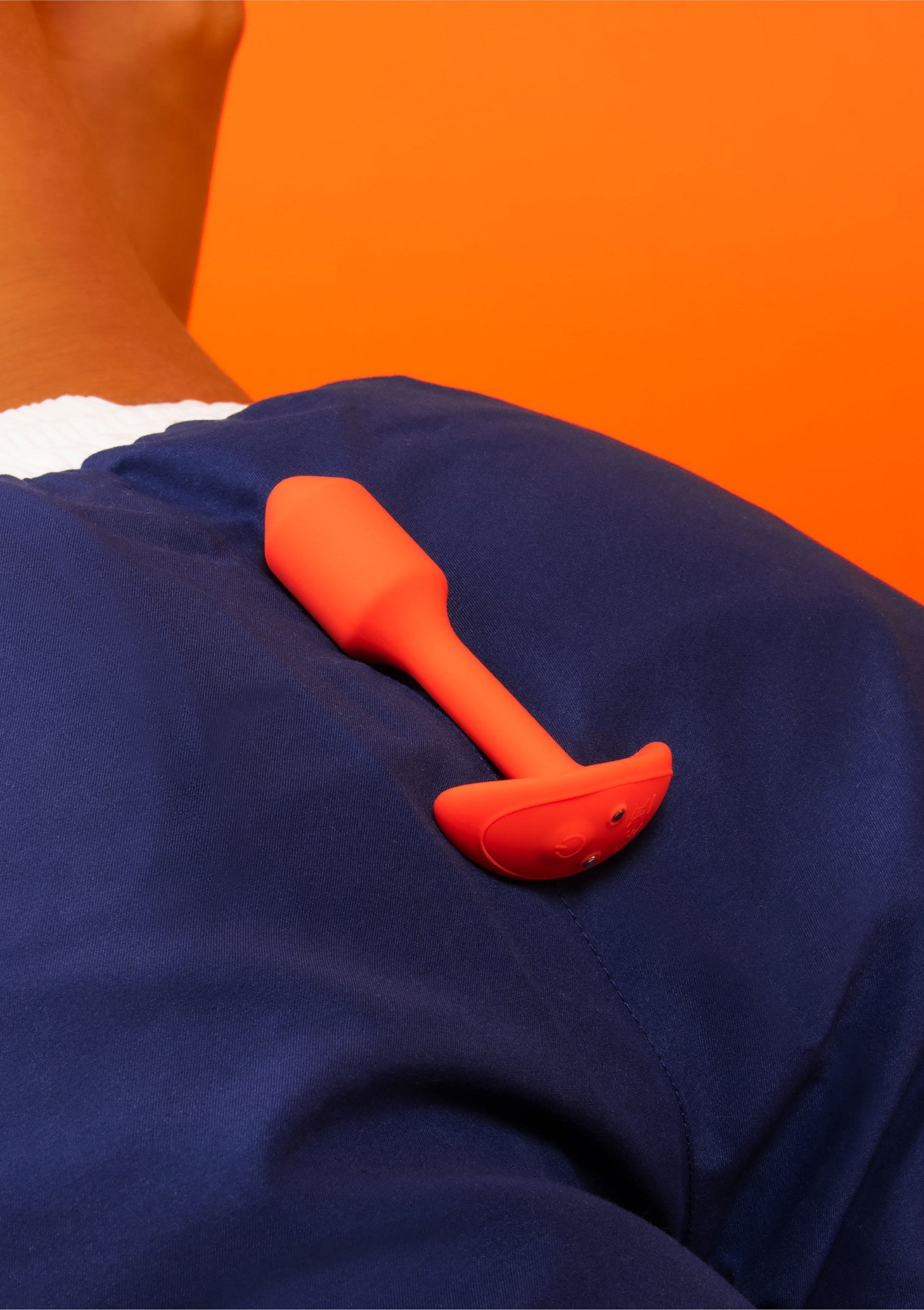 B-Vibe Vibrerende Snug Analplug S