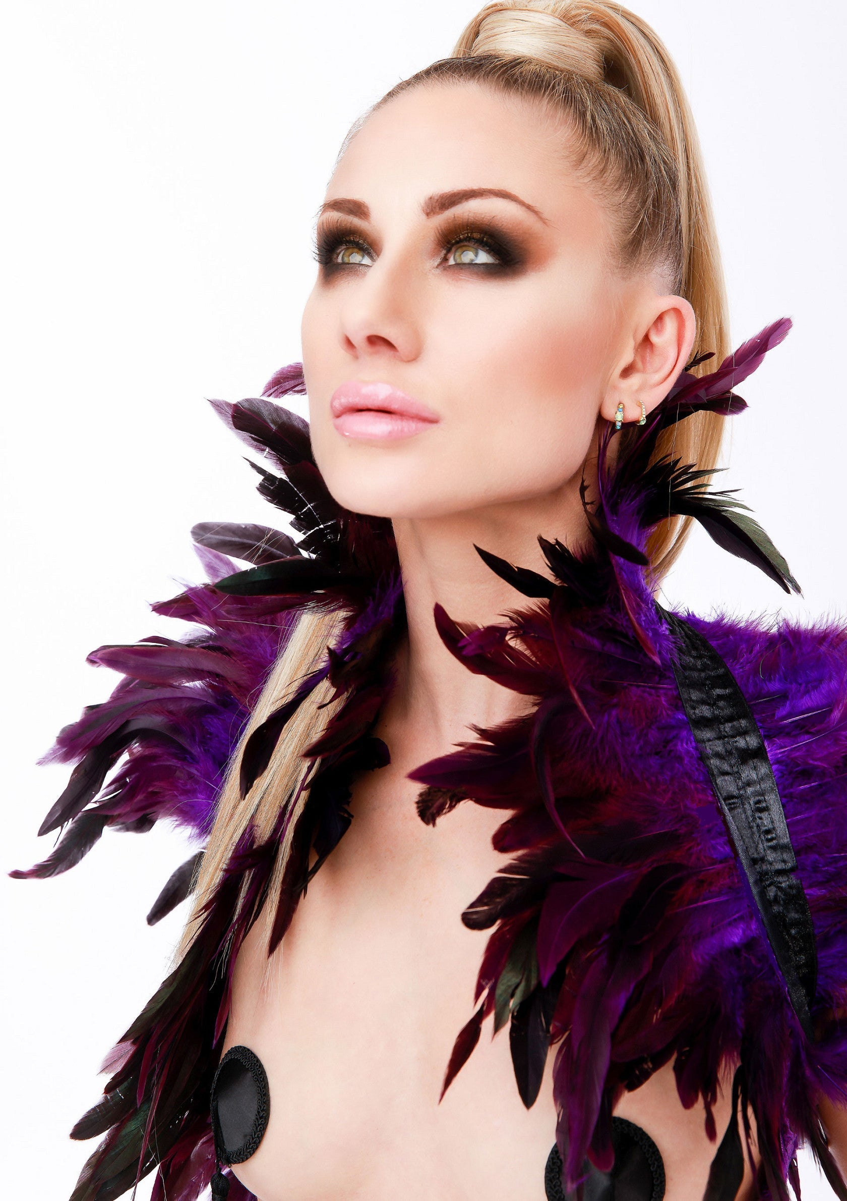 Lingerie Kinky Diva Feather Shoulder Wrap